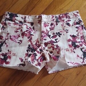 Dkny Jeans Floral Pink Shades Shorts Five Pockets